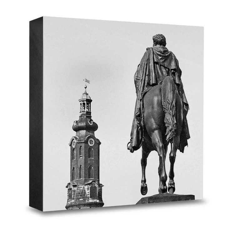 Holzblock Weimar - hestestatue for engroshandel hos COGNOSCO