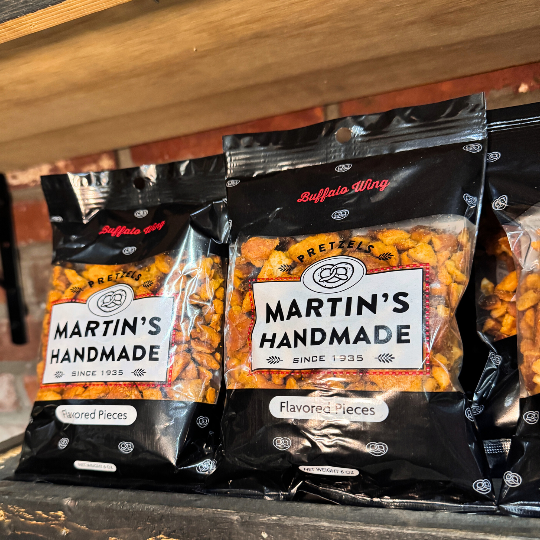 Martins Handmade Pretzels - Wholesale Pretzels - Spicy Buffalo Wing Pretzel Pieces - 6oz Bags1
