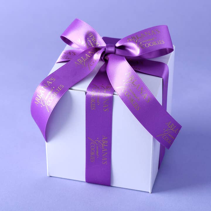 Klassische Kollektion: Signature Box (Klein) für den Großhandel von Arlana's Gourmet Cookies