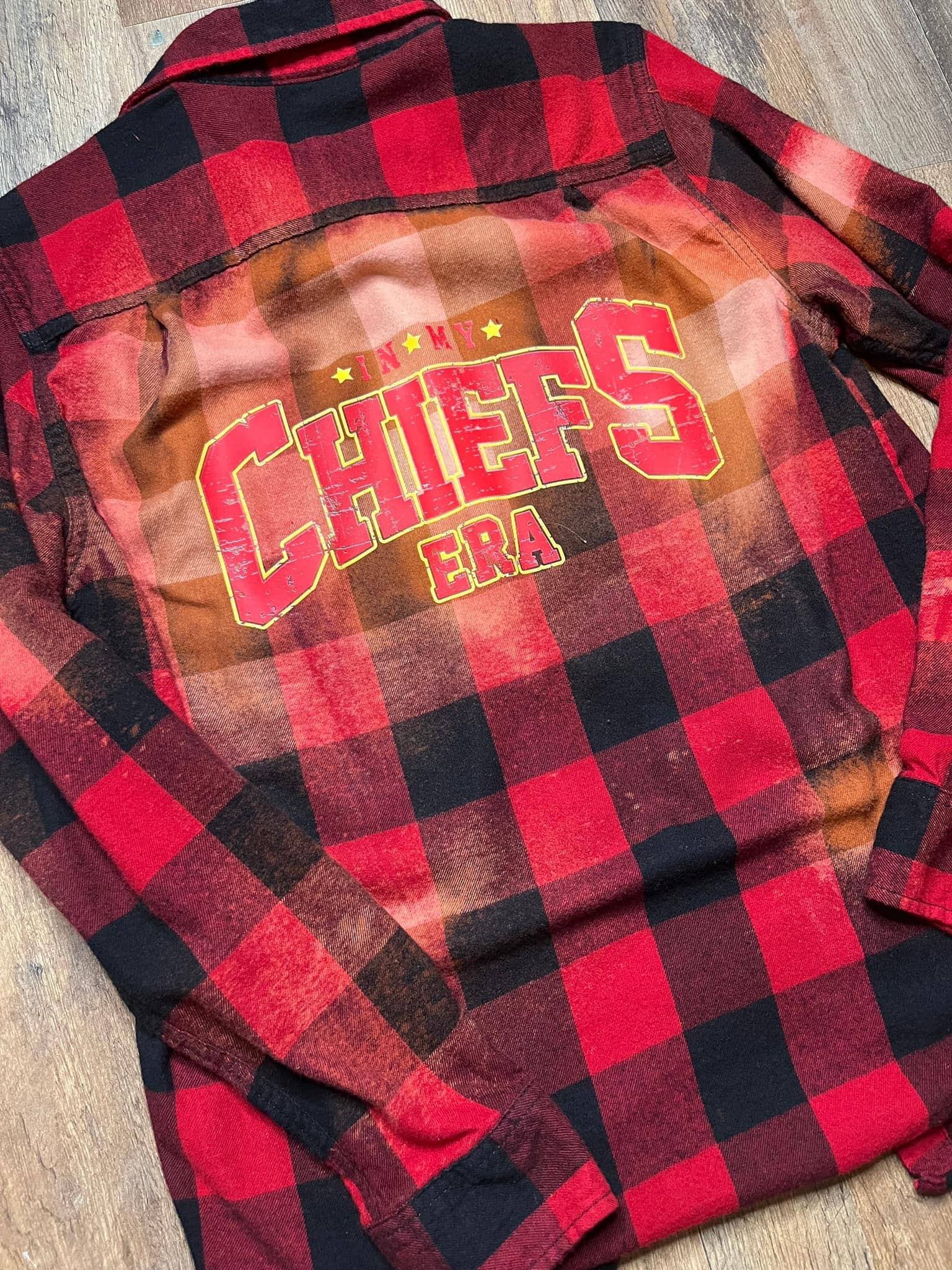 Diva Bling By Jenn - Wholesale Button Down Shirt - Women's - Chiefs Era Bleached Flannel 2
