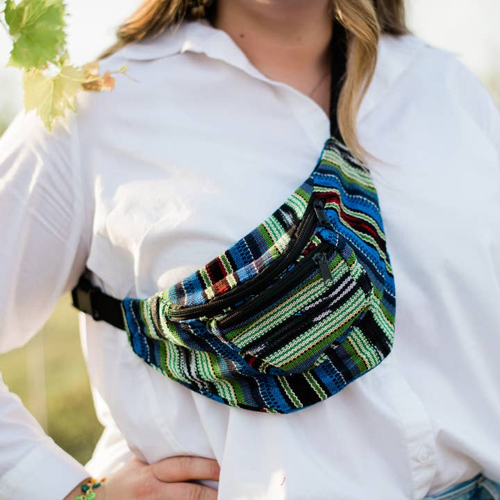 Lucia's Imports – wholesale Midjeväska - Dam – Ikat Fanny Pack5