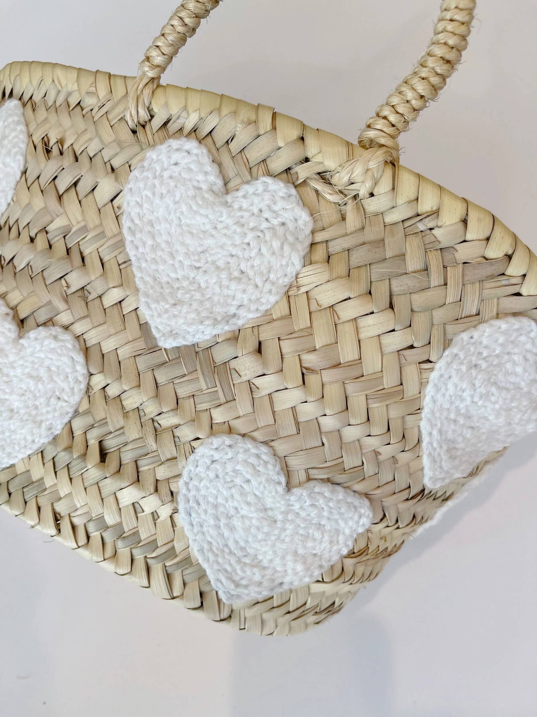 High crafty – wholesale Basket – Heart Basket – Hand-Embroidered Moroccan Straw Bag in Pink o8