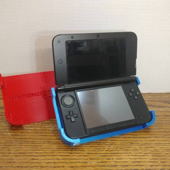 XALT 3D DESIGNS - Vente Support pour téléphone/tablette - Support Nintendo 3DS XL1