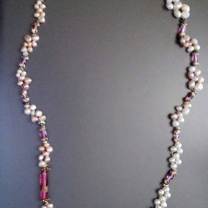 Princess Lilly Halsband för wholesale av Amy's Handmade Gifts