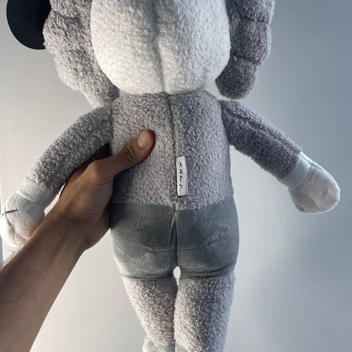 HYPED ART - Wholesale Stuffed/Plush Toy - Kids & Baby - KAWS Plush6
