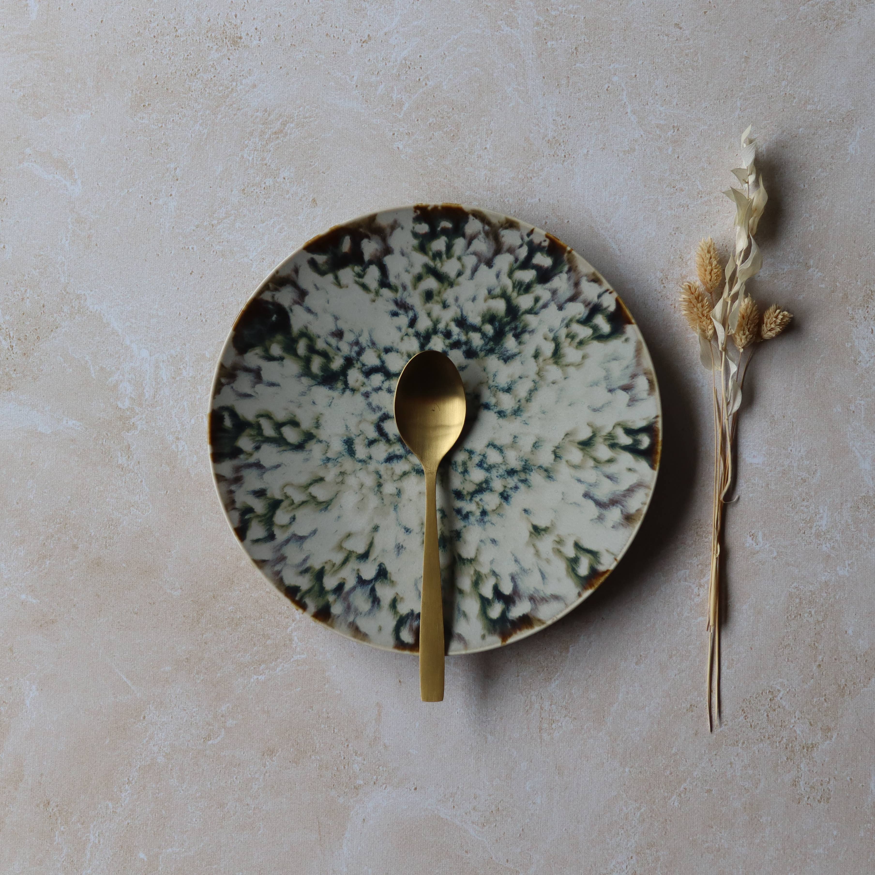 Novastyl - Vente Assiette - Assiette plate MAKA 27cm en porcelaine3