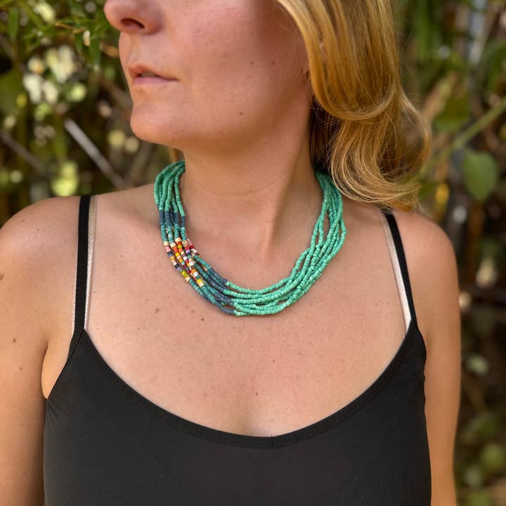 Colar de Fios Ajustáveis com Design Assimétrico por atacado de Los Colores de la Tierra