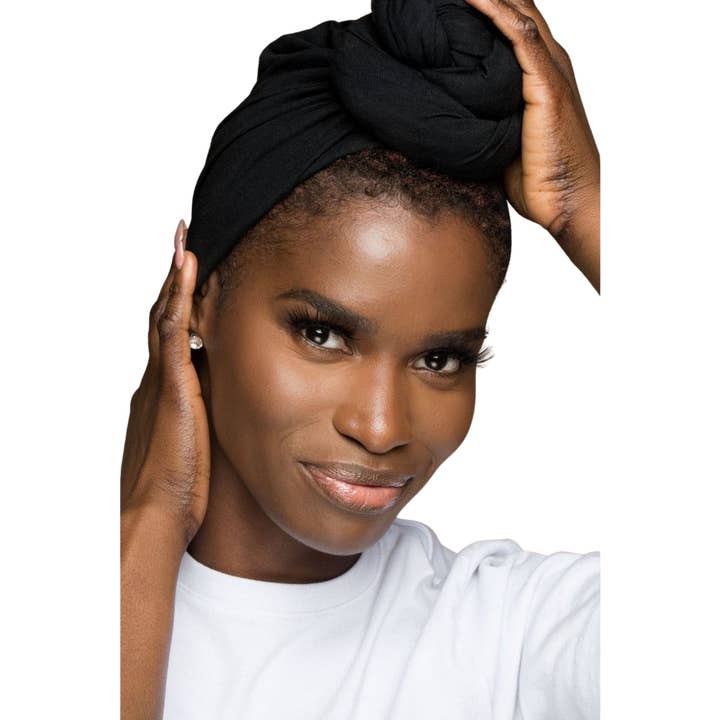 Noir - T-Shirt Bun for wholesale by You Go Natural