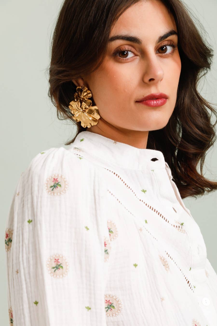 MOOYA - Wholesale Button Down Shirt - Women's - Bohemian cotton gauze floral shirt SJ0013