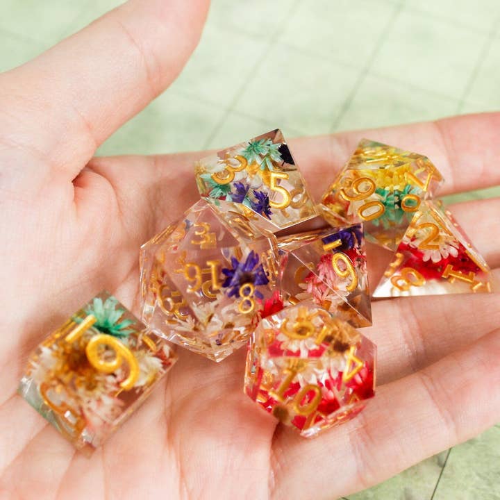 Ensemble de Dés Fleur à Bord Tranchant pour la vente par Mystery Dice Goblin
