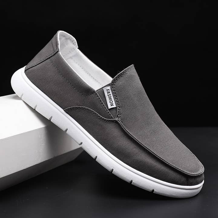 Calseosvic – wholesale Slip-on trainers – Men′s – Factory made slip on shoes light and easy to wear1