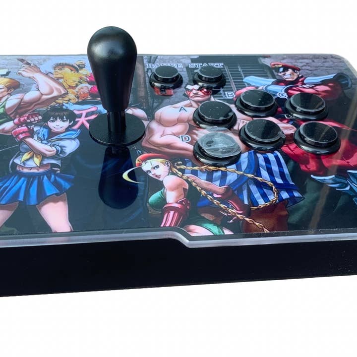 Nice Stuff Sales - Vendita all'ingrosso Piccolo dispositivo portatile - Console Pandora Box Retroilluminata con 28.000 giochi retrò e giochi 3D e sistema audio Edizione Speciale Street Fighter4