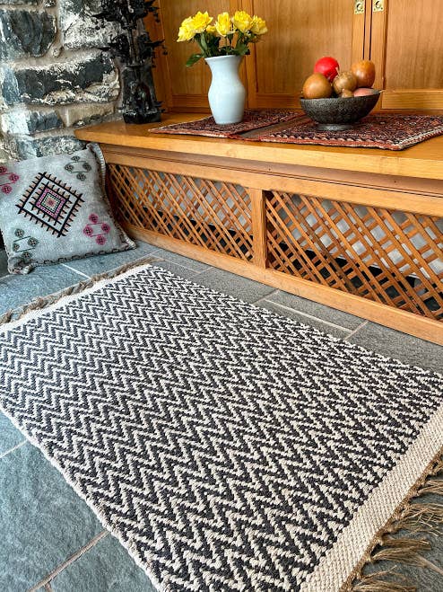 Second Nature Online - Venta al por mayor Alfombra pequeña - Alfombra suave para dormitorio GRETA, gris oscuro, hilo de algodón en espiga3