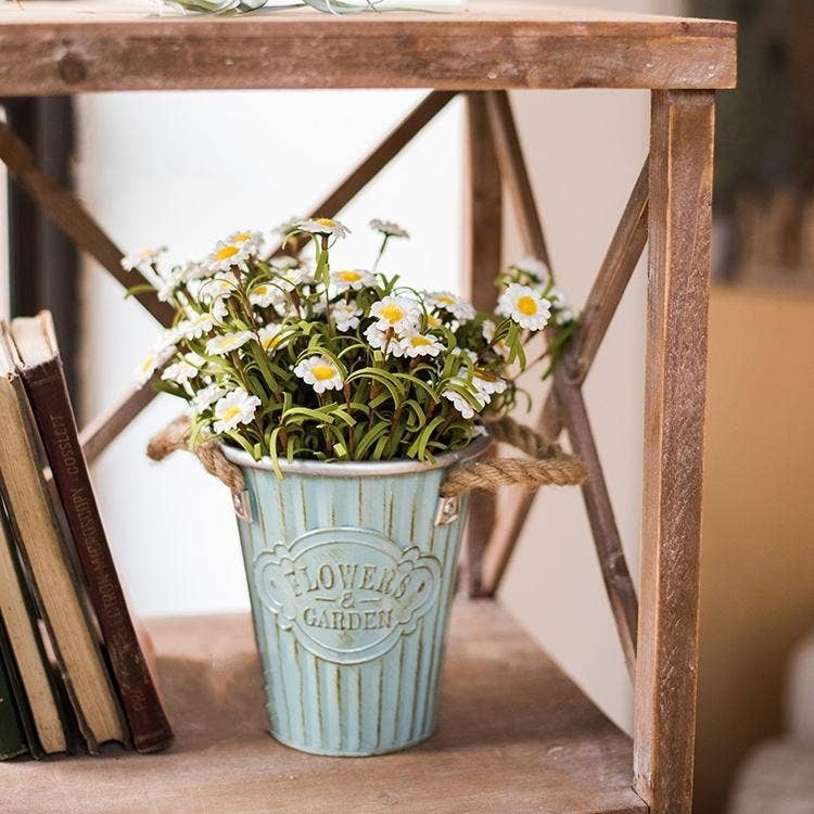 Rustic Reach - Wholesale Artificial Flowers - Artificial Flower Eco PE Small Daisy Stem Set in White 15" T6