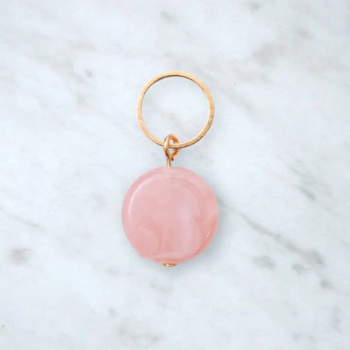 KNITS by ce AB - Wholesale Knitting/Crochet Supplies - Stickmarkörer - eleganta pärlor & symboler1