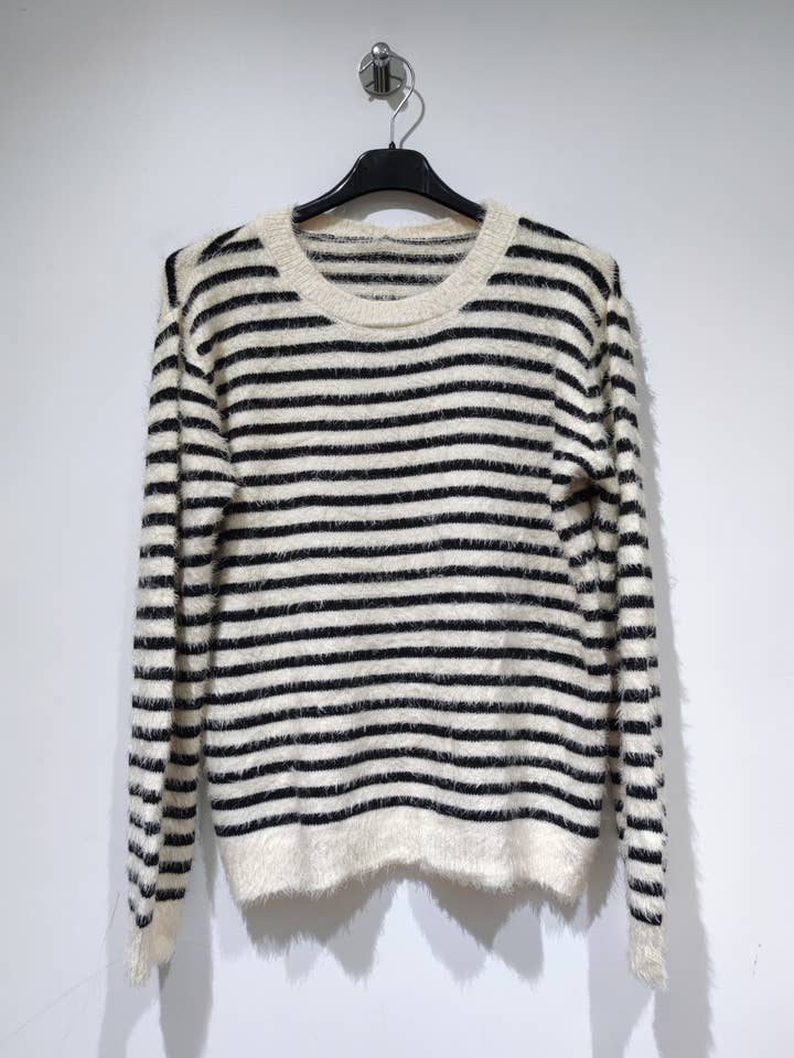 CINY Pullover 009 for wholesale by Pomelo paris