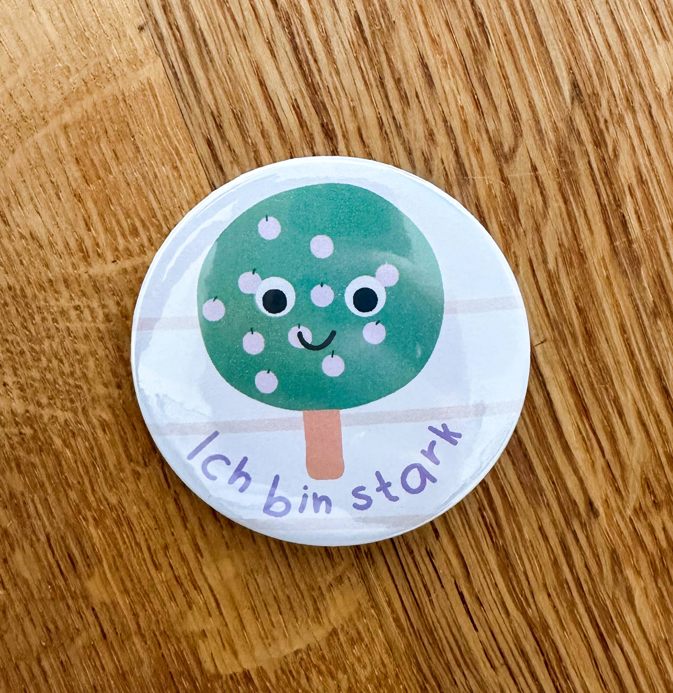 StudioSonna - Wholesale Lapel Pin/Button - Button Pin I am strong Tree