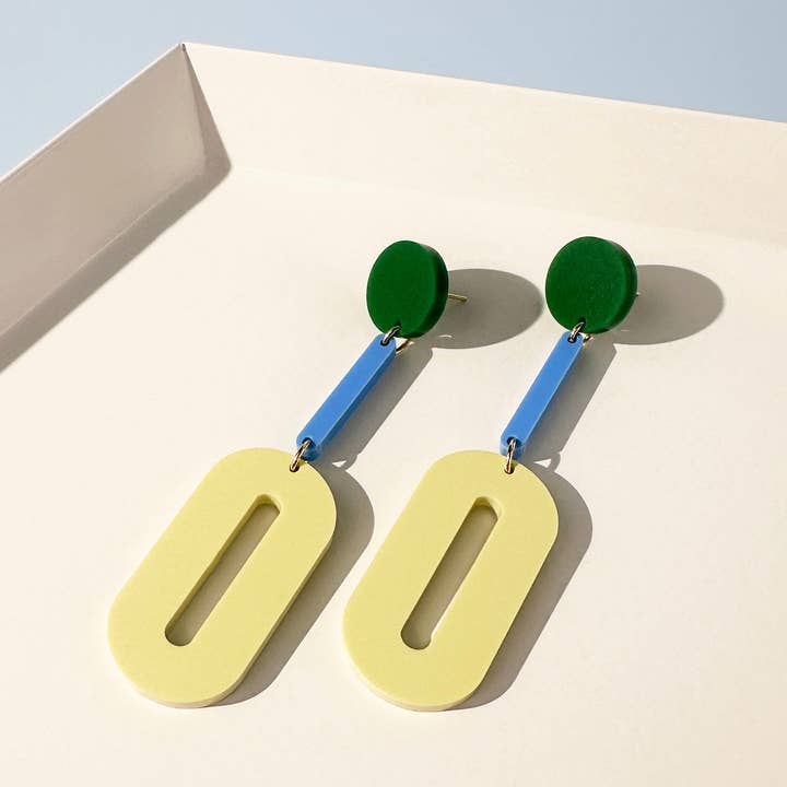 Combinist Goods - Wholesale Dangle Earrings - Oval Drop Earrings