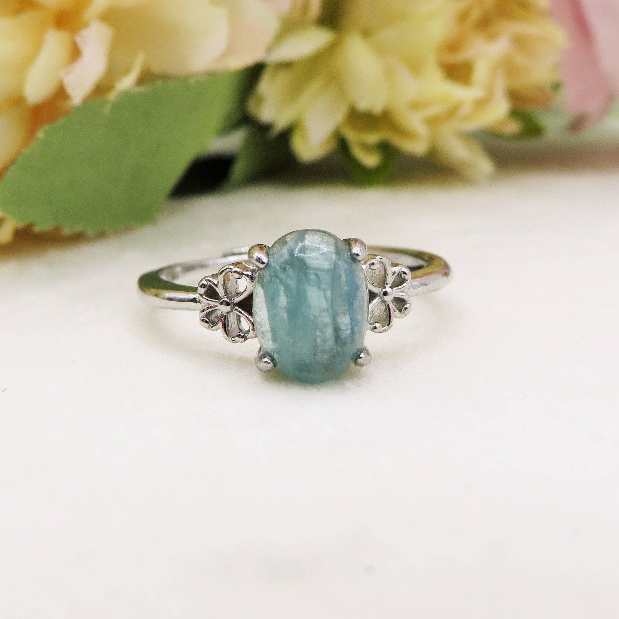 CIANITE VERDE BLU base ARGENTO WATER  NILAMANI ~ Anello regolabile in CIANITE verde - blu in vendita all'ingrosso su Faire1