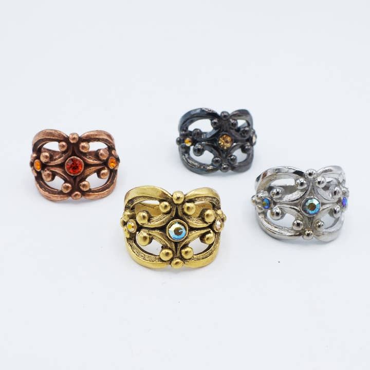 Scroll & Crystal Ring for wholesale by Fizz