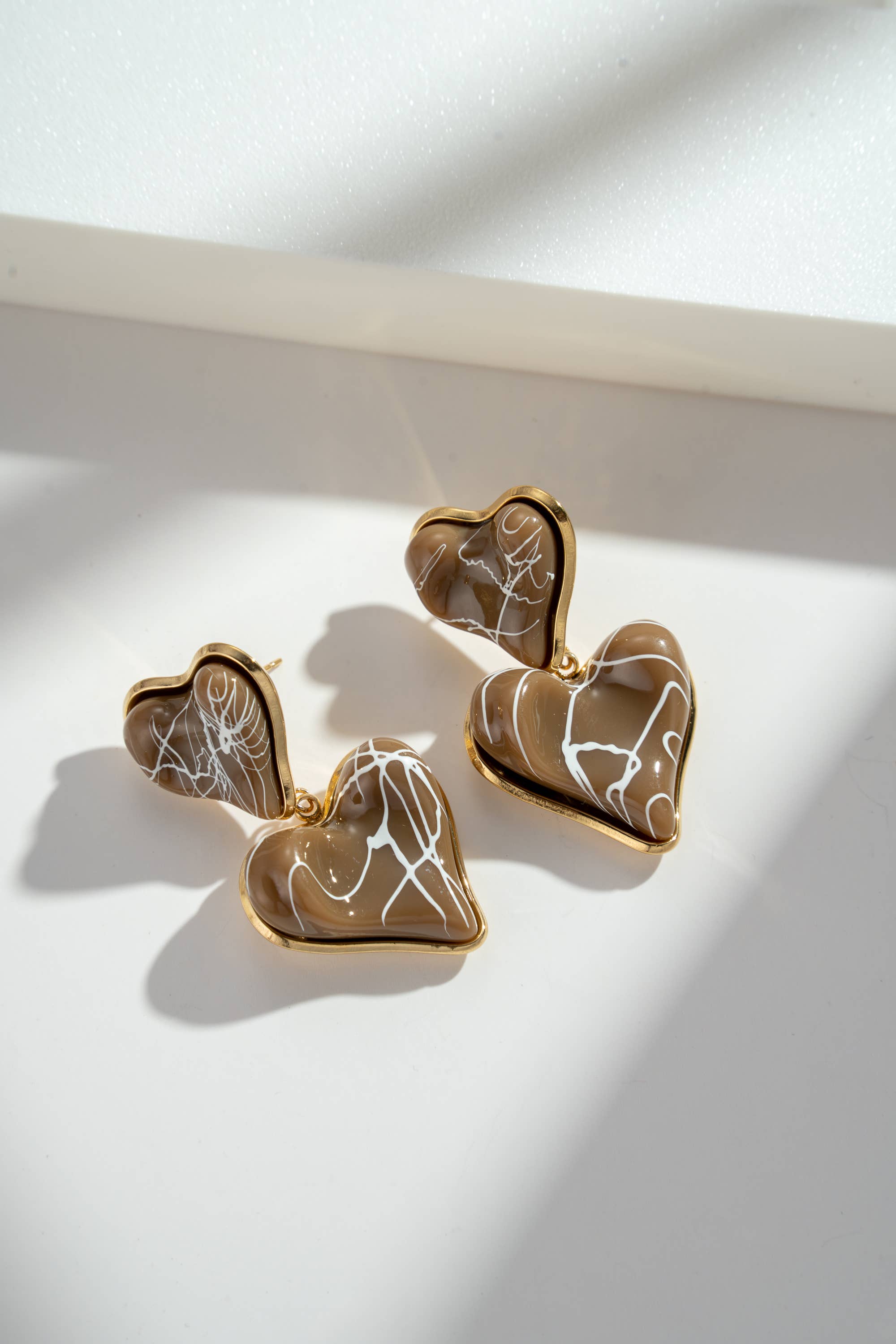 COSMOS - Wholesale Dangle Earrings - Double Heart Loops Gold Resin Chic Stainless Steel1