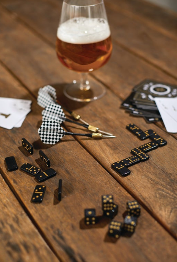 Gentlemen's Hardware - Wholesale Card Game - Bar Games in Tin1