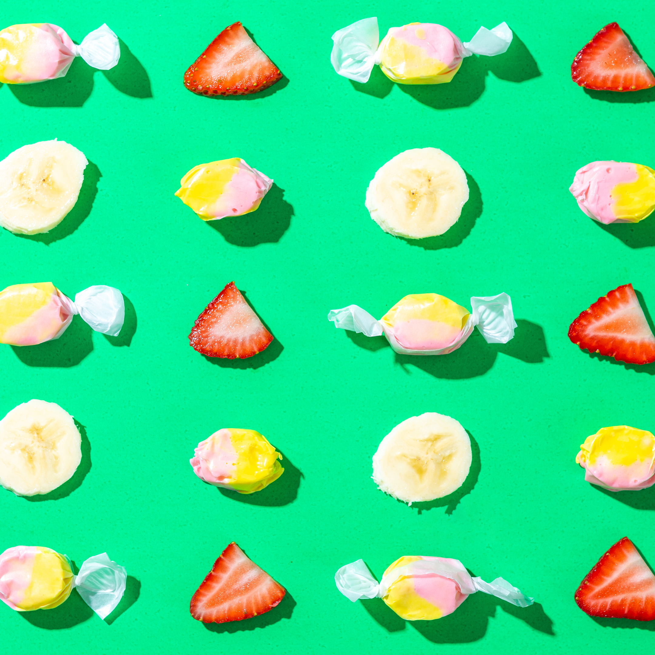 Taffy Shop - Wholesale Taffy - Sour Strawberry Banana Zappy™ Taffy 3