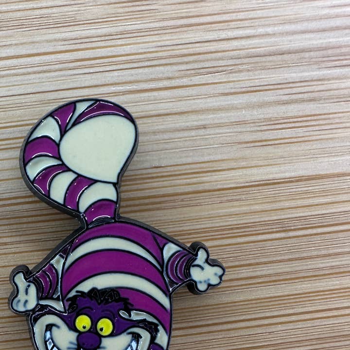 Gato de Cheshire tumbado - Alicia en el país de las maravillas para venta al por mayor de Scribble & Scroll