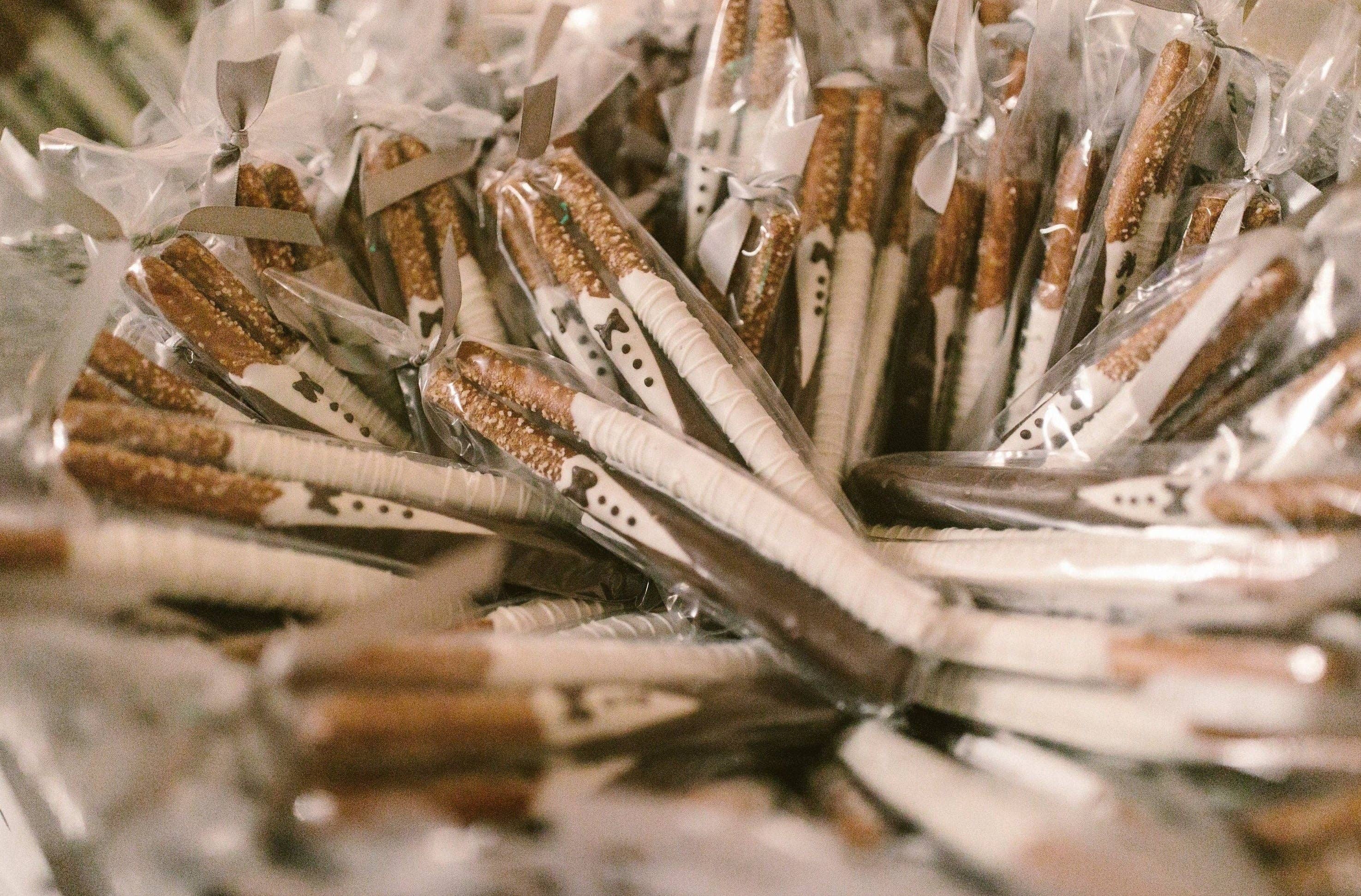 Chocolates Unlimited by Denise - Wholesale Chocolate Covered Sweets - Bride & Groom Chocolate Covered Pretzels Pretzels (Set of 2)5