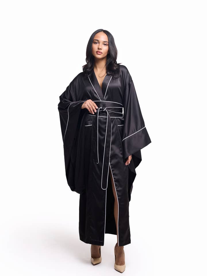 IDENTITY LINGERIE - Wholesale Robe - Women's - 100% Silk Kimono, Silk Dressing Gown, 19 Momme Silk Robe5
