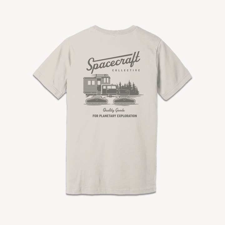 Vintage wit Adventure Seeker t-shirt voor groothandel op Faire1