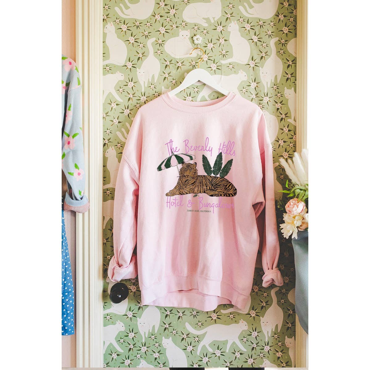 Illustrated Society - Wholesale Graphic Sweatshirt - Unisex - BEVERLY HILLS HOTEL VINTAGE GRAPHIC SWEATSHIRTS6