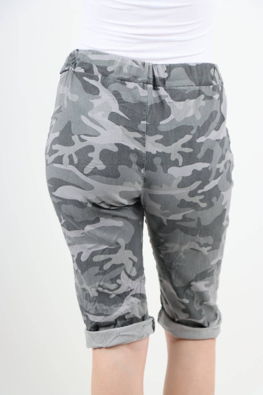 Miss Bold – wholesale Shorts – Women’s – Italian Camouflage Magic Chino Shorts79