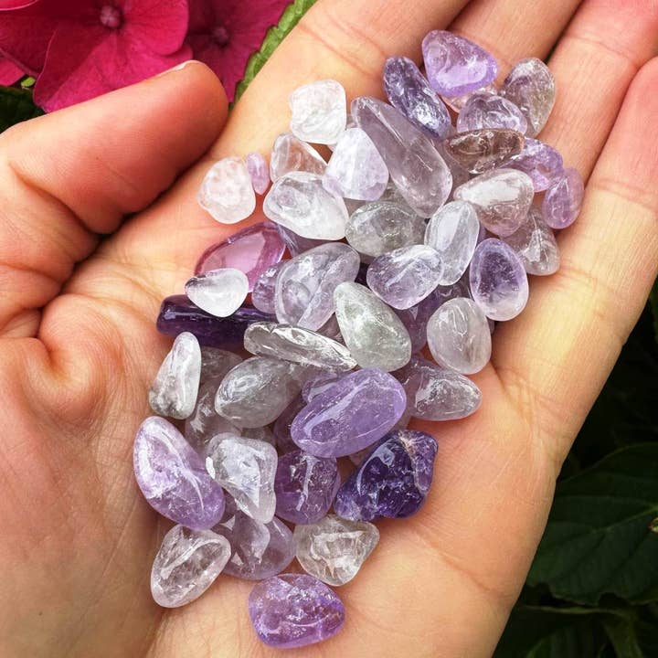 Elf Kendal Hippies – Großhandel Spiritueller Stein/Kristall – Amethyst-Chip 20 Gramm Heilstein Amethyst-Edelsteine UK1