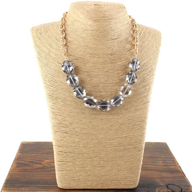 Pretty Persuasions - Wholesale Beaded/Pearl Necklace - N24188 Bold Oval Glass Beads Chain Necklace