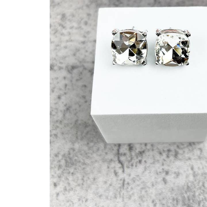 JHP Collection - Wholesale Stud/Post Earrings - VARIETY COLORS OF SEMI PRECIOUSGLASS POST EARRINGS5