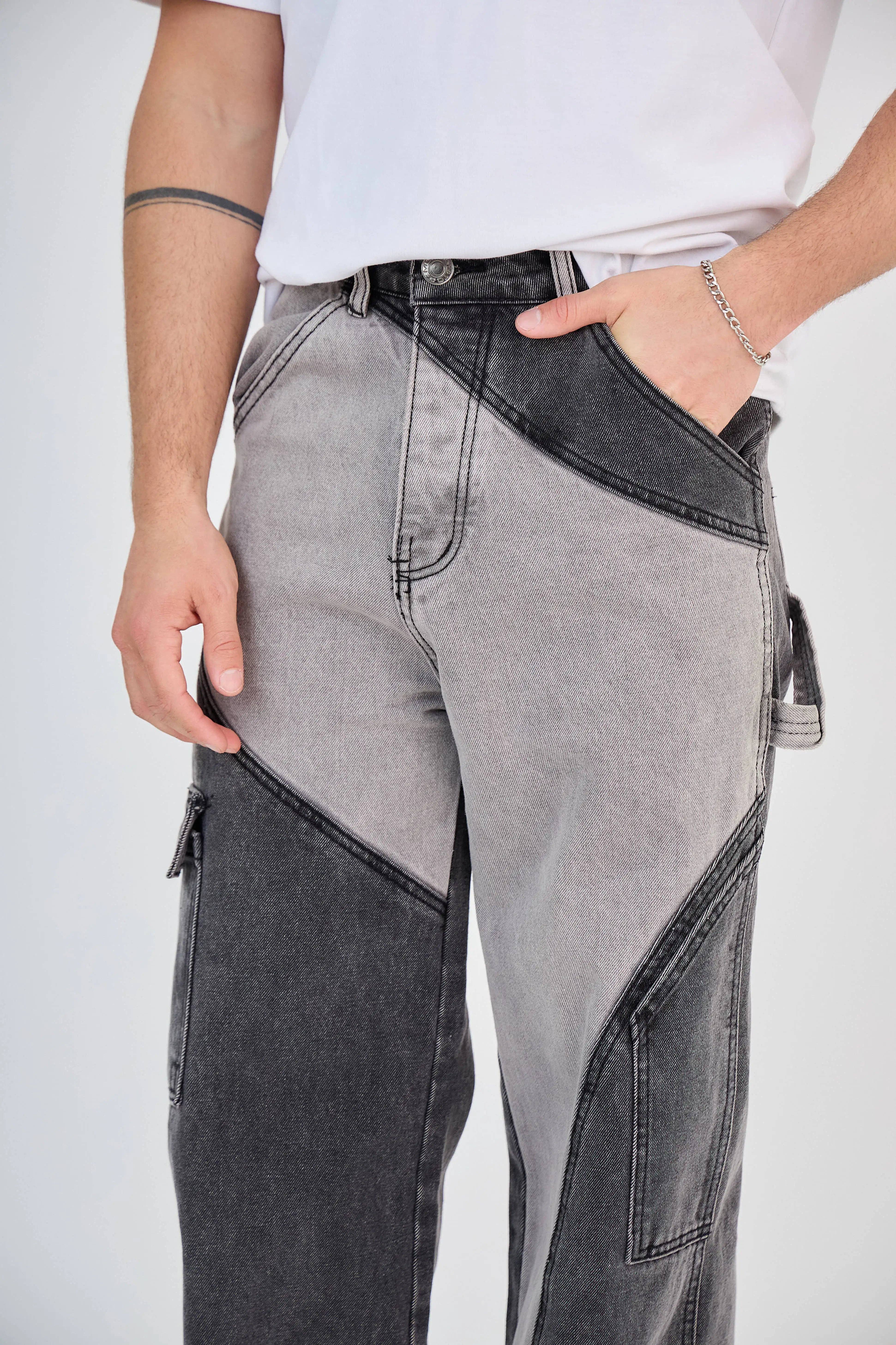 TOP MONDAY – wholesale Jeans – Men’s – Black/Grey Two-Tone Cargo Jeans5