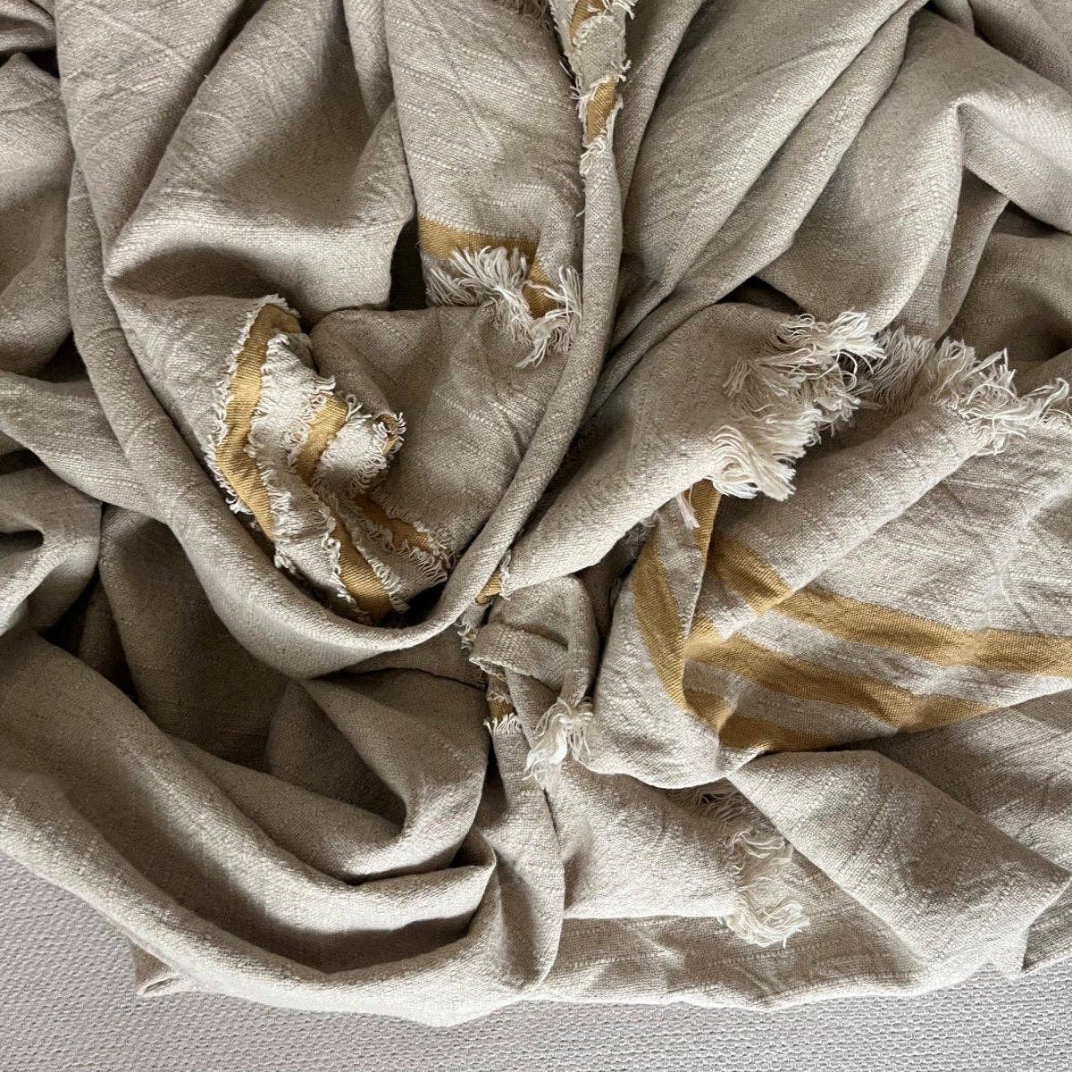 Primitive - Vente Plaids - Plaid à carreaux en lin Thalisse W0110