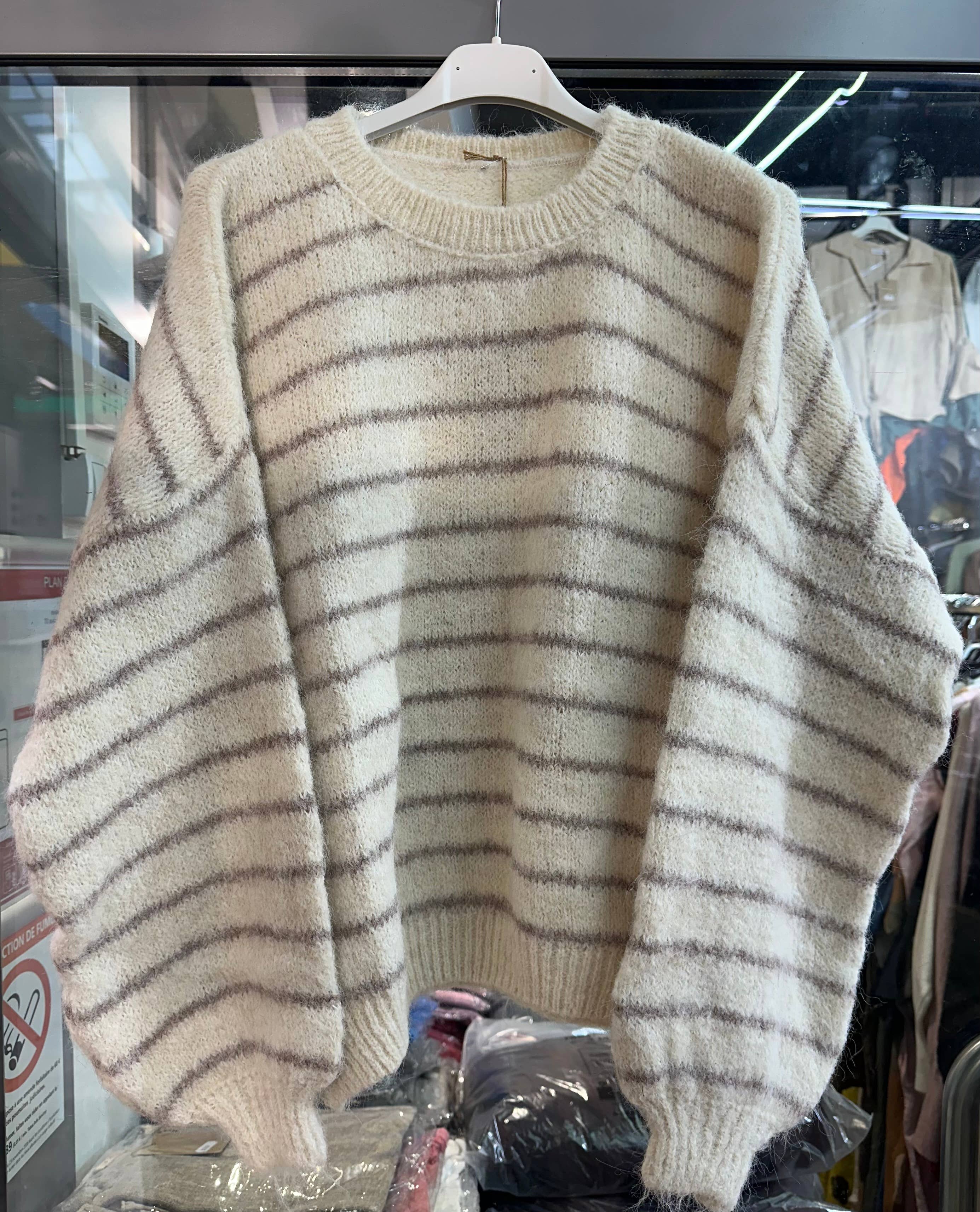 LÉA & LUC - Wholesale Knit Sweater - Women's - Striped sweater REF. 511587