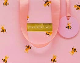 Glick - Wholesale Gift Bag - BAG MEDIUM SD LANDSCAPE BEE PINK3