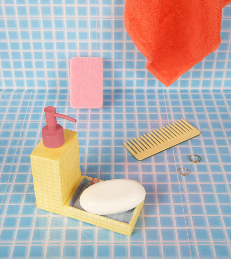 L'expressionist - Wholesale Soap Dispenser - Pool soap dispenser1