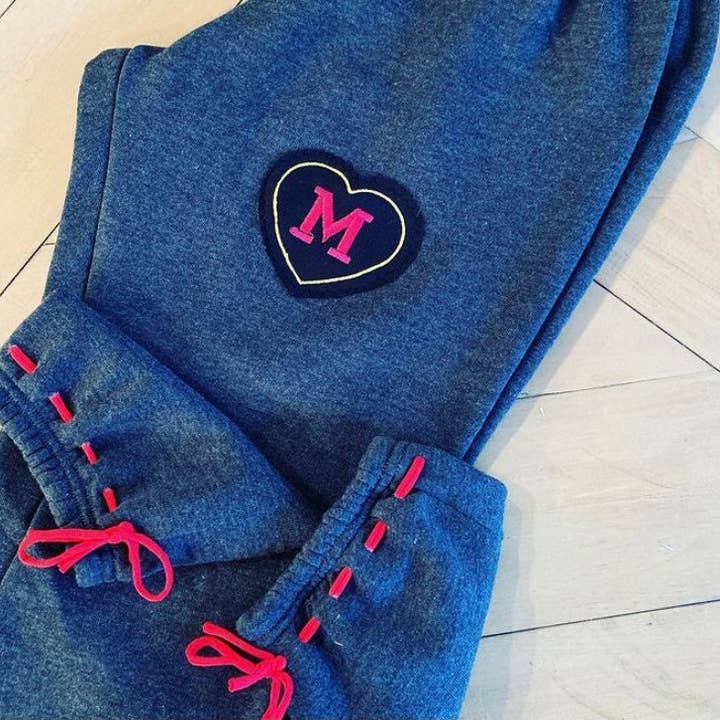 Heart Patch Träningsbyxor för wholesale av Tee 2 You