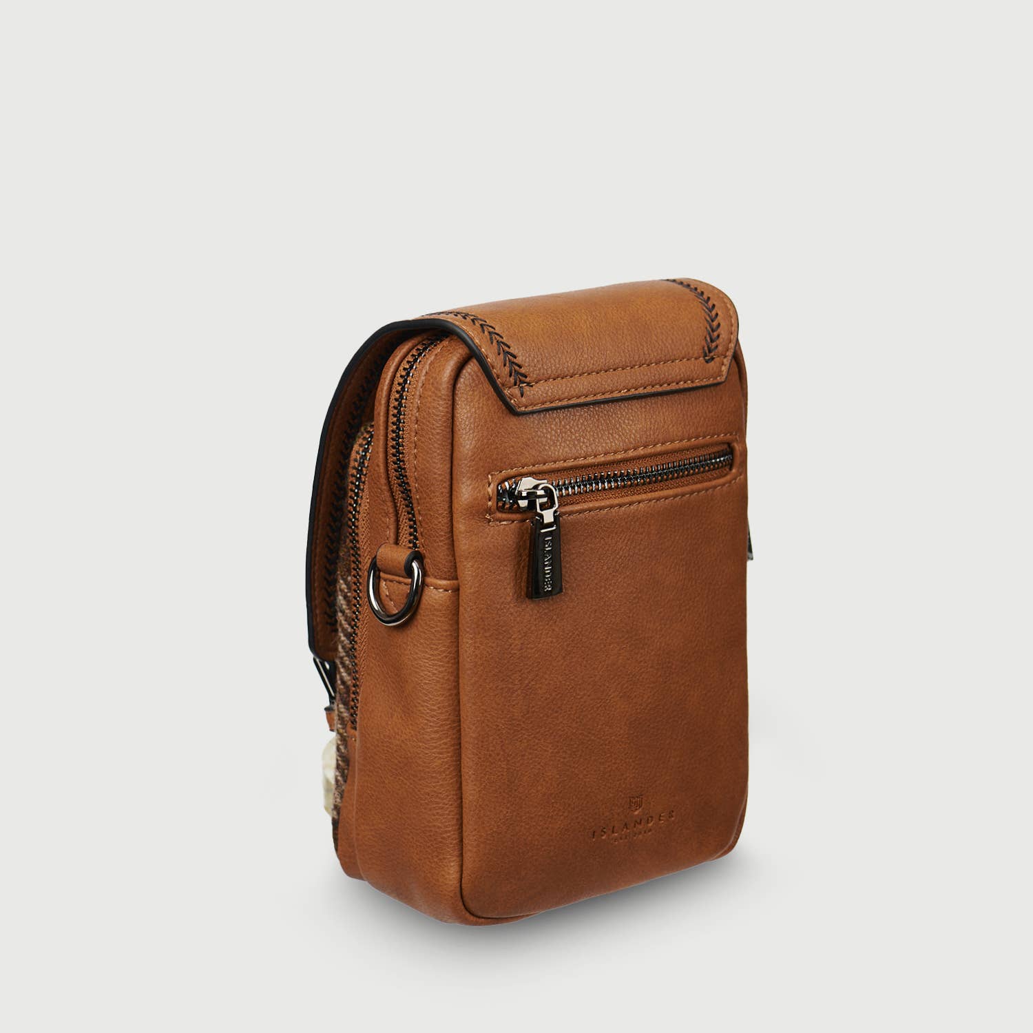 Islander - Wholesale Crossbody Bag - Women's - The Baby Jura Crossbody20