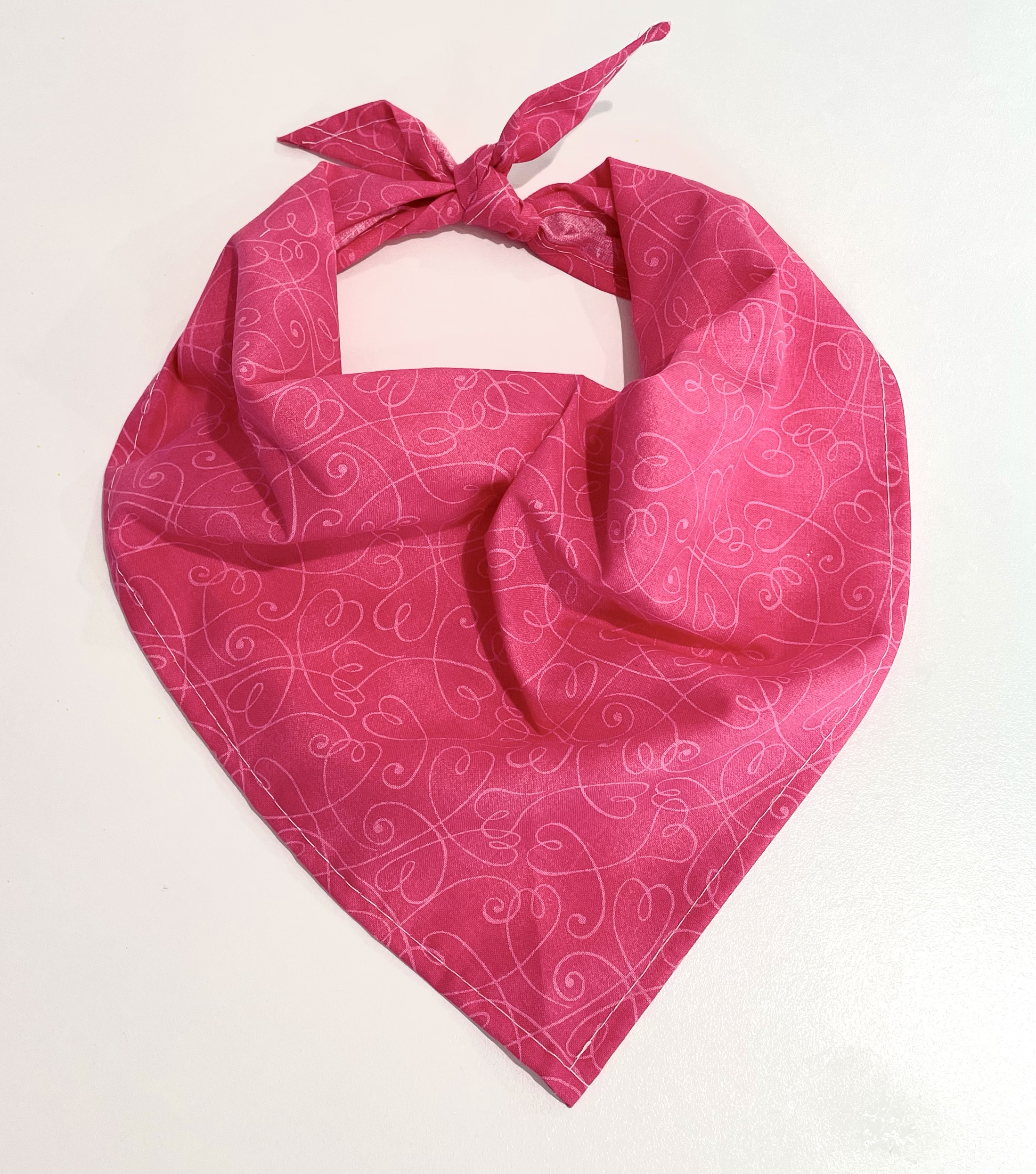 Cape Crafter – Engroshandel Bandana - Hund – Kæledyrsbandanas i hverdagsstil - assorterede mønstre7