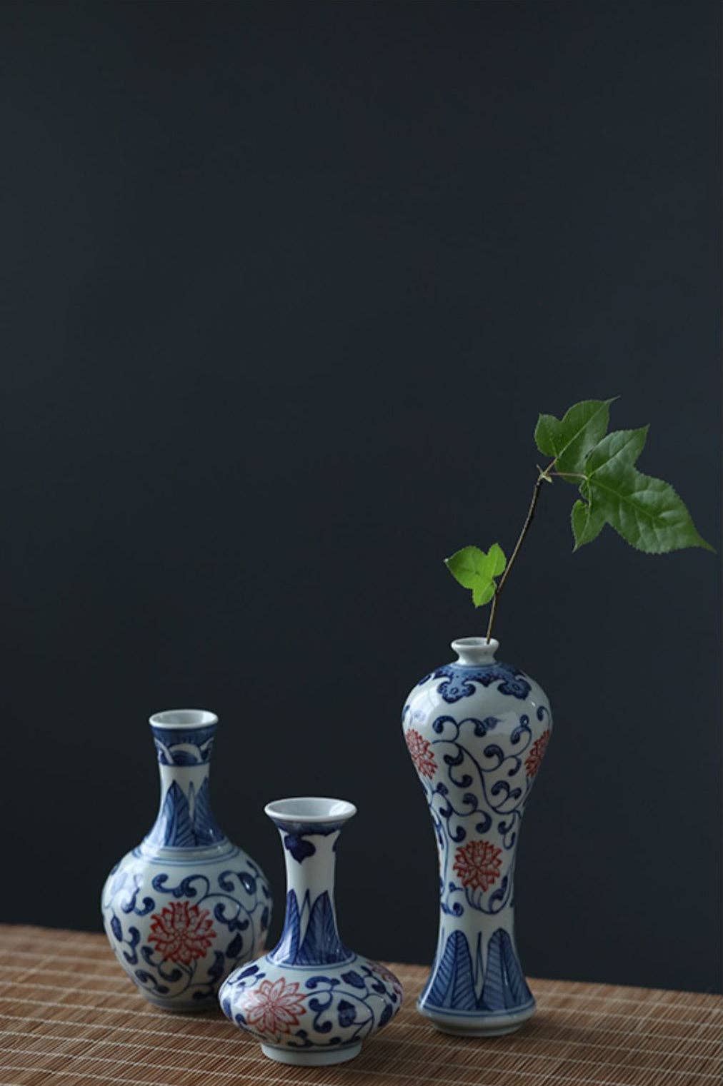Gohobi （We cover U.S. import duties） - Wholesale Vase - Gohobi Hand-painted Blue and White Porcelain Vase (Red Flowers)24