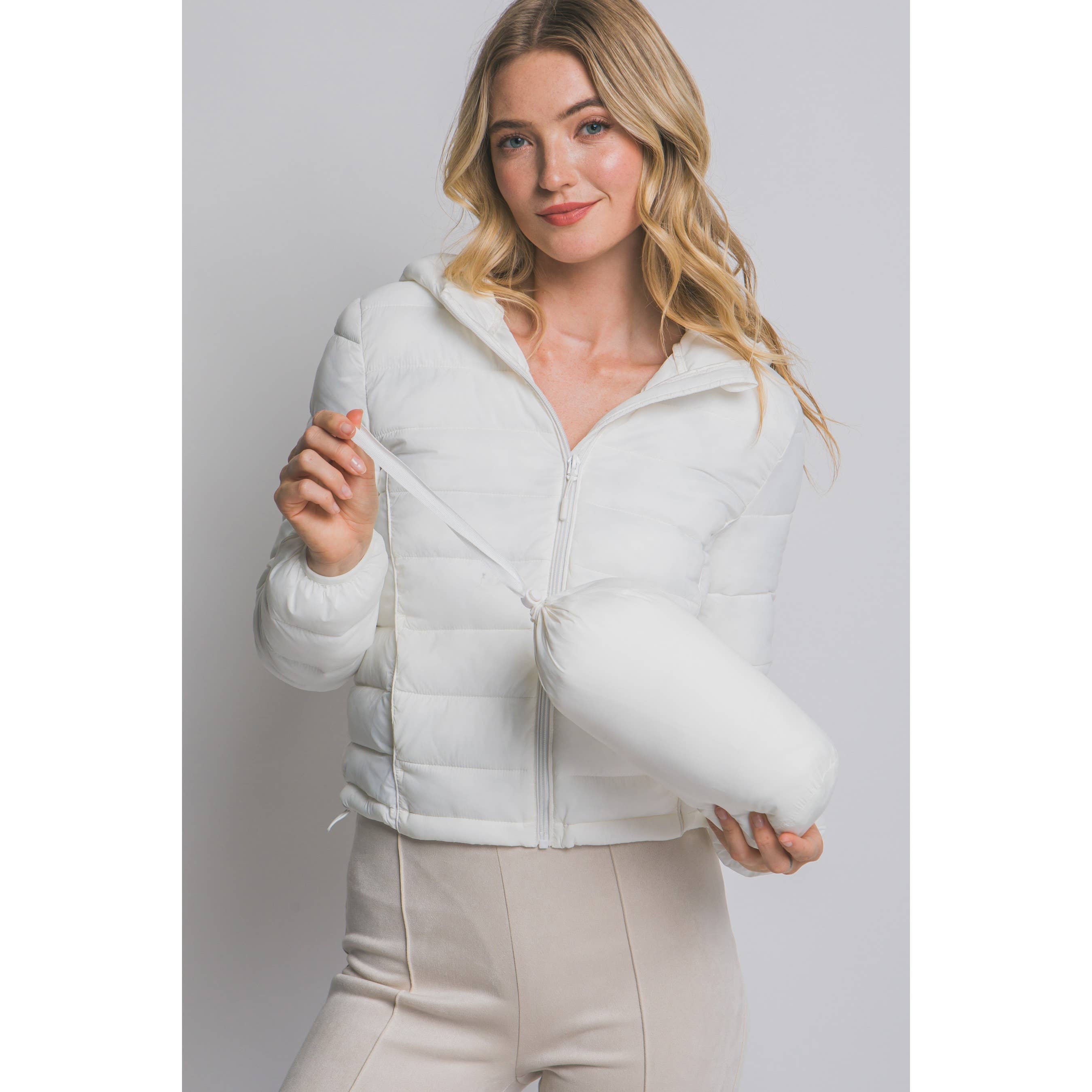 Style Up - Wholesale Puffer Jacket - Women's - Hooded Packable Puffer Jacket with Pouch23