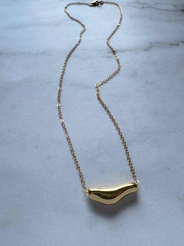 Collana con goccia d'oro nocciola per la vendita all'ingrosso da parte di Jessica Matrasko Jewelry