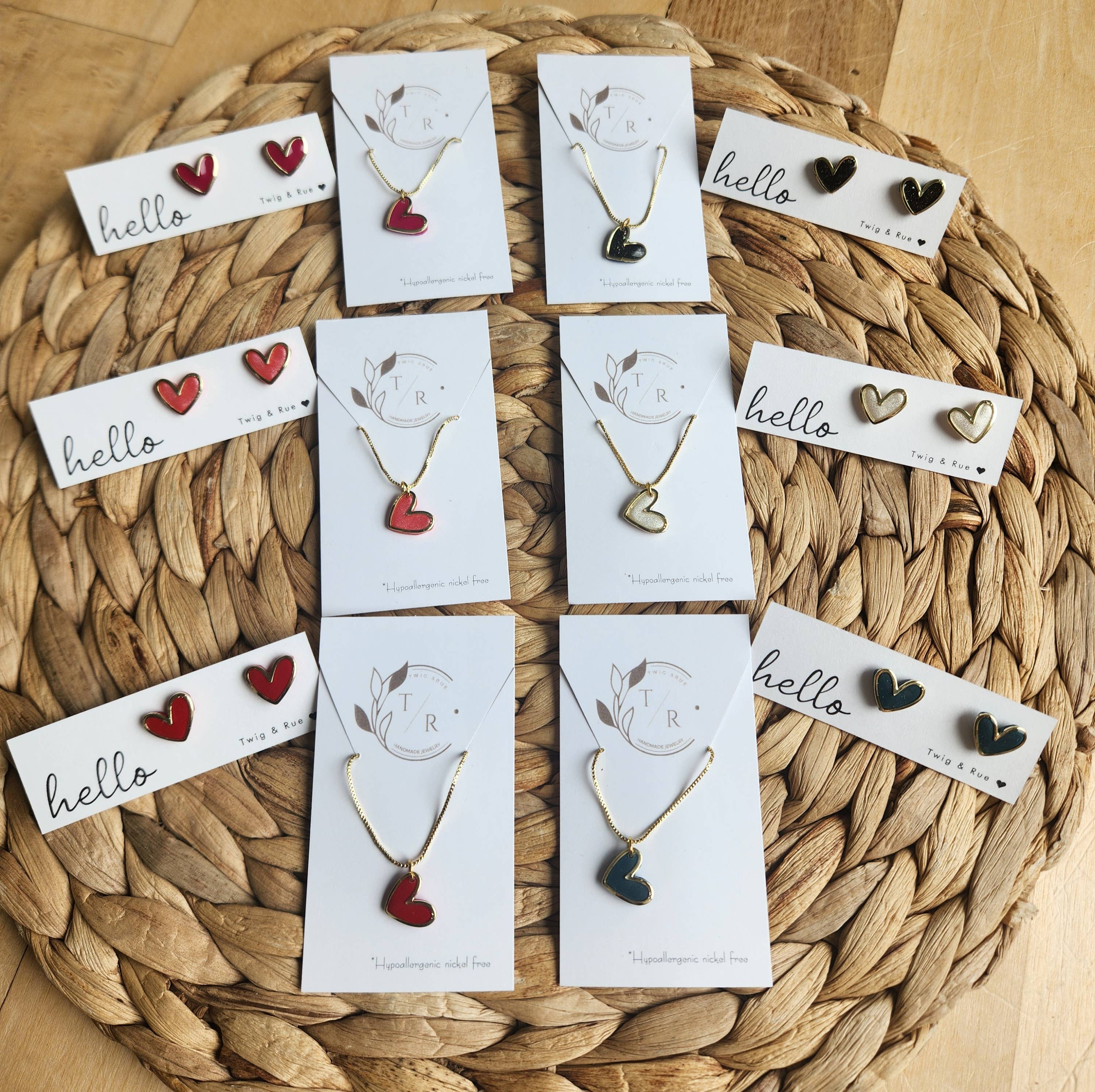 Twig & Rue boutique - Wholesale Pendant/Charm Necklace - Gold heart necklace5