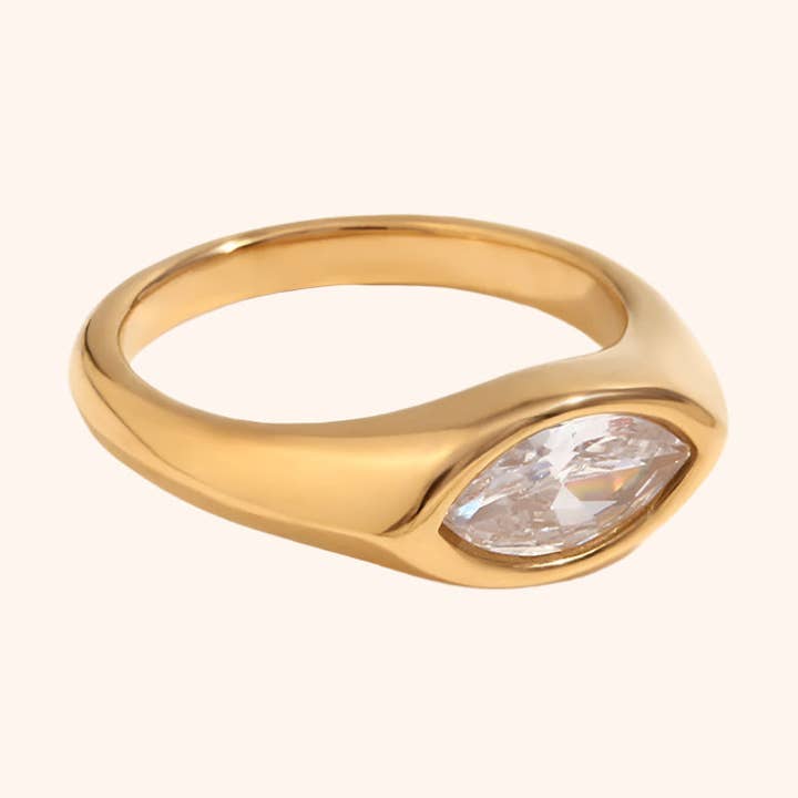 Gold Soleil Ring for wholesale on Faire0