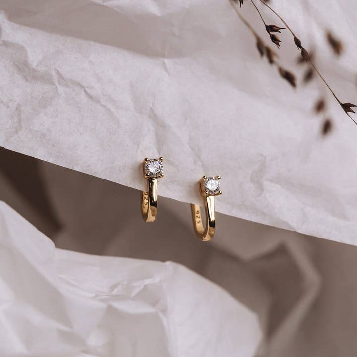 Solitaire Huggies. Iris and other Purchase Wholesale iris. Free Returns & Net 60 Terms on Faire trending on Faire.